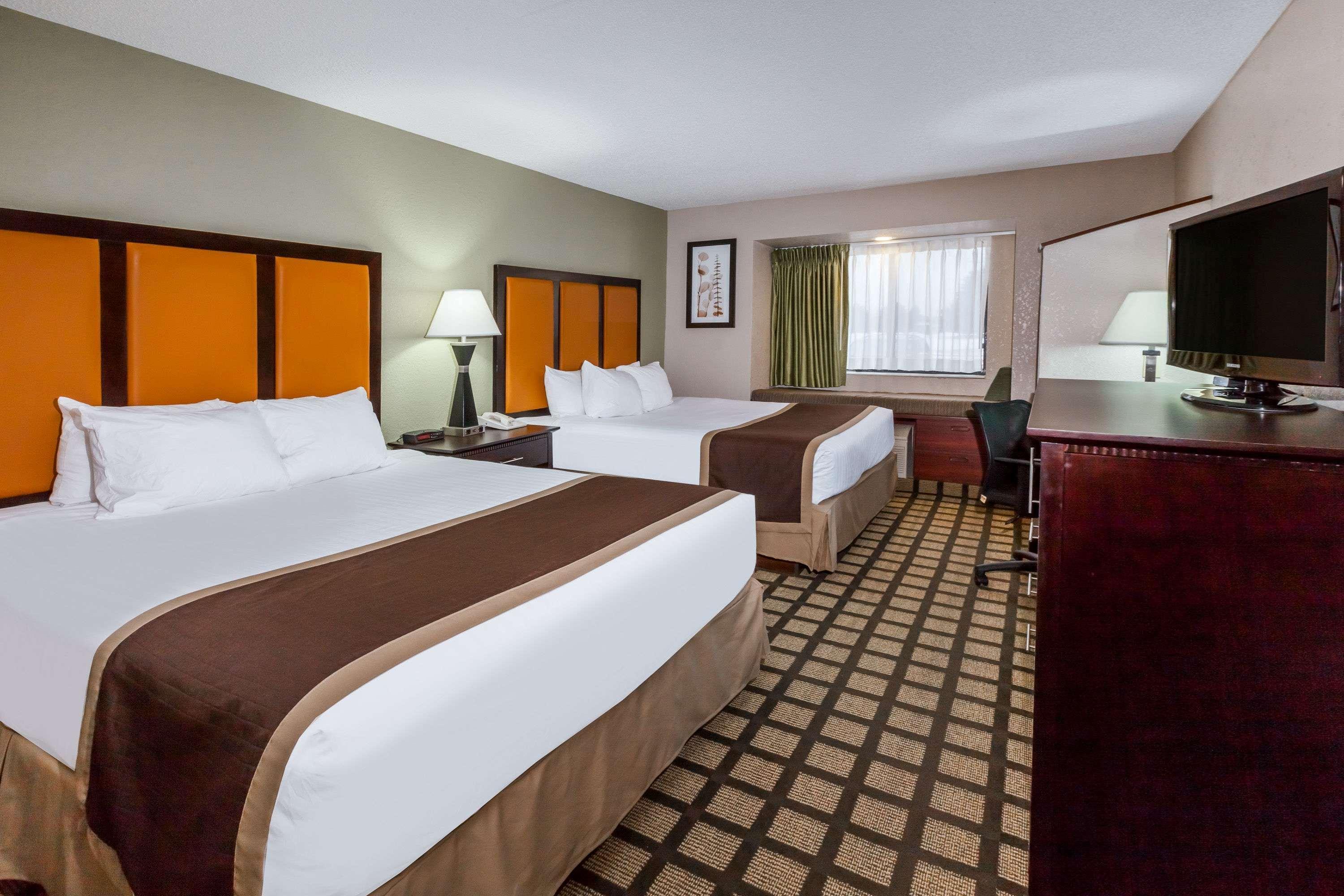 Hotel Baymont By Wyndham Gaylord Esterno foto